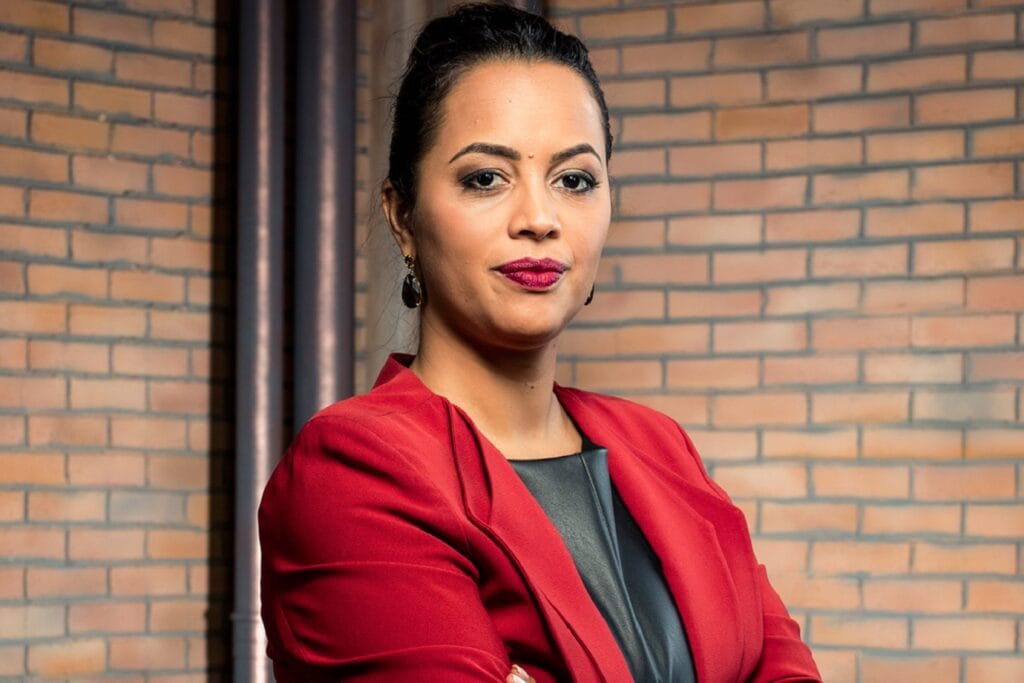 Camila Farani - mulheres